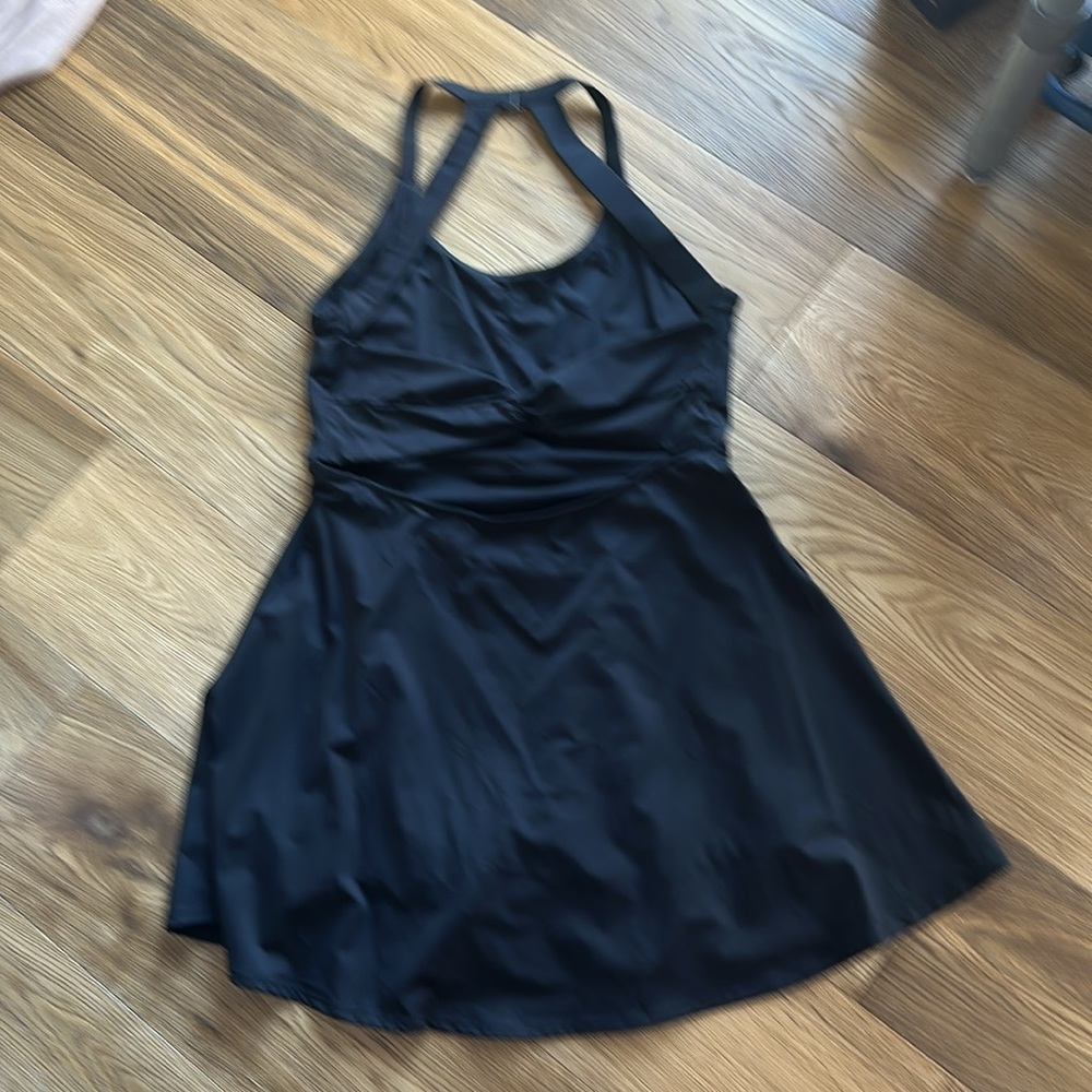 NWOT Halara XL Blackless twisted Active dress XL built in shorts w pockets - Picture 3 of 13